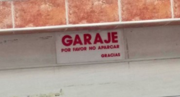 Aparcar frente a un garaje sin vado